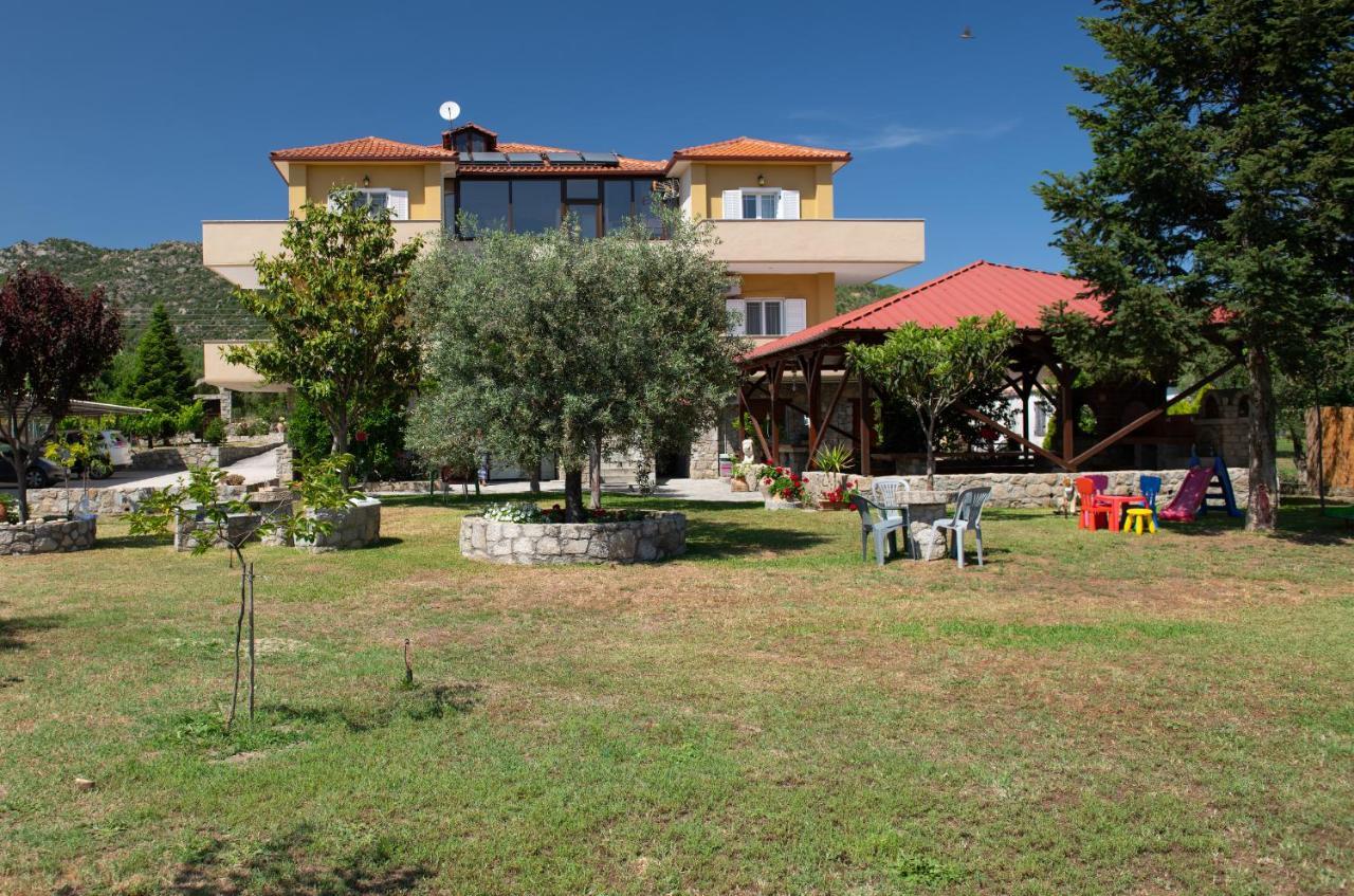 Tsitreli * Sykia Chalkidikis